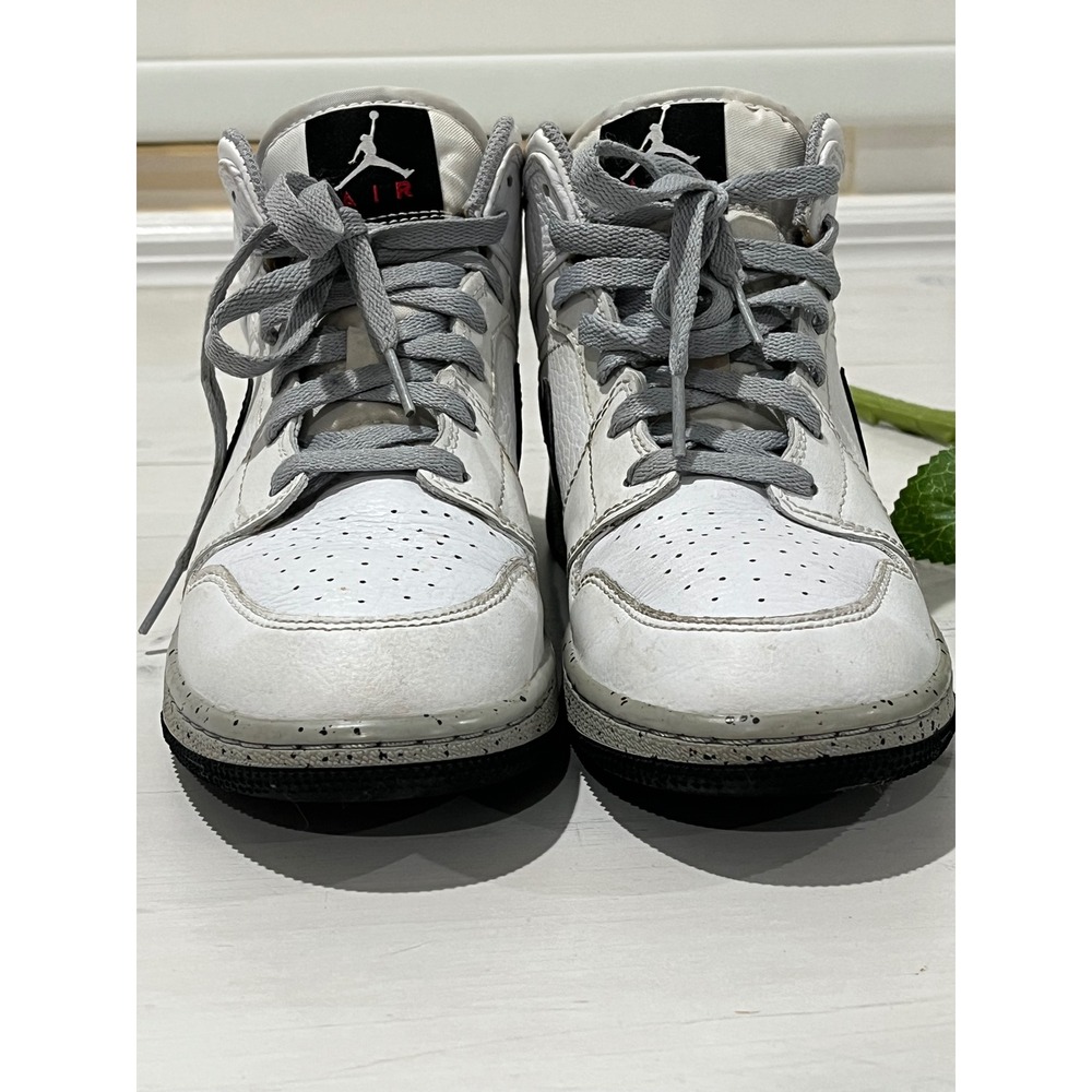 Nike Air Jordan 1 Mid SE White‎ Black Cement GS Sz 6Y / 38.5 Basketball Shoes - Picture 6 of 8